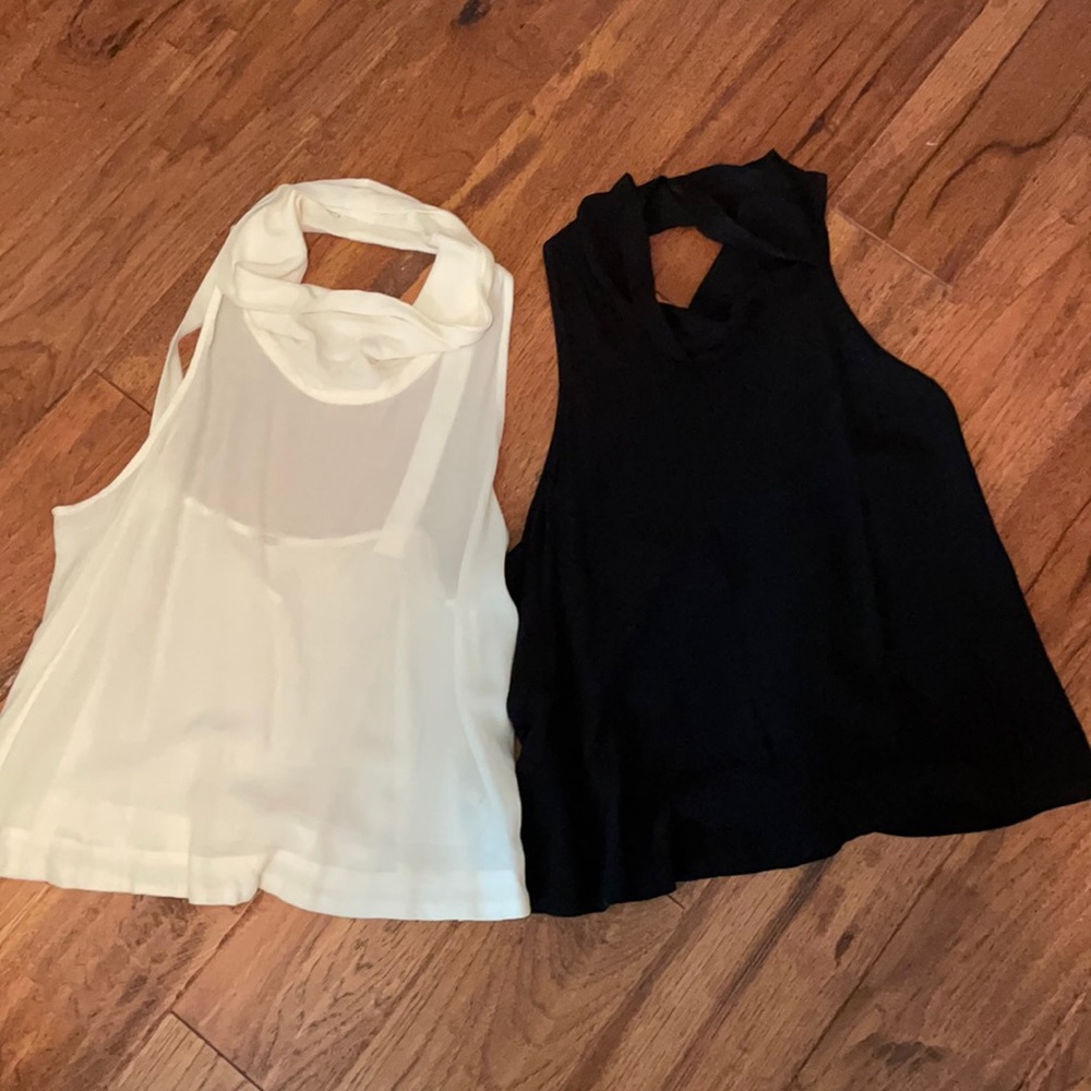 2 shirts, same style/shirt, 1 black 1 white